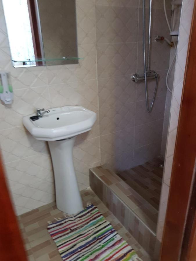 Gbawe Queen'S Hill Lodge מראה חיצוני תמונה