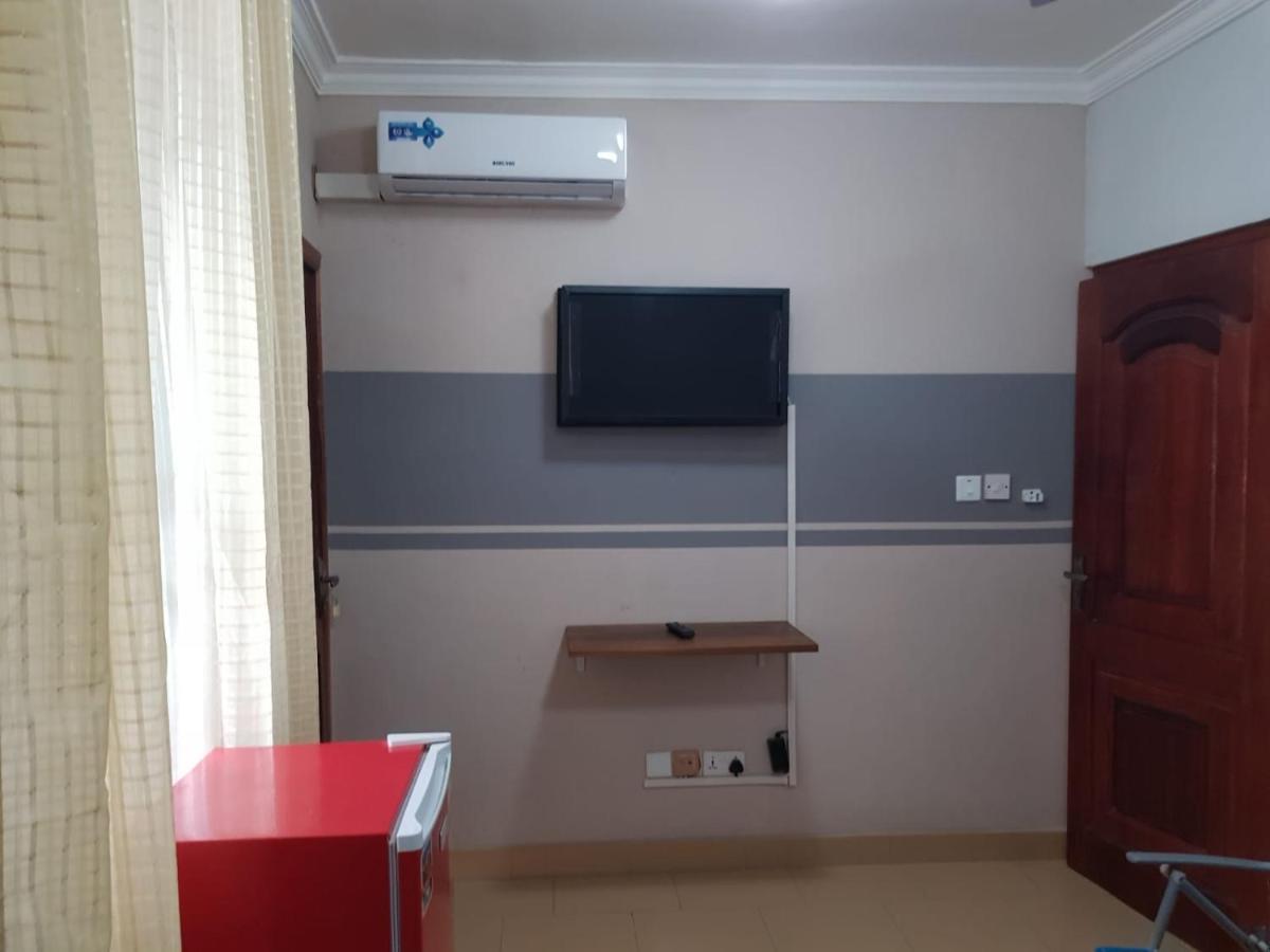 Gbawe Queen'S Hill Lodge מראה חיצוני תמונה