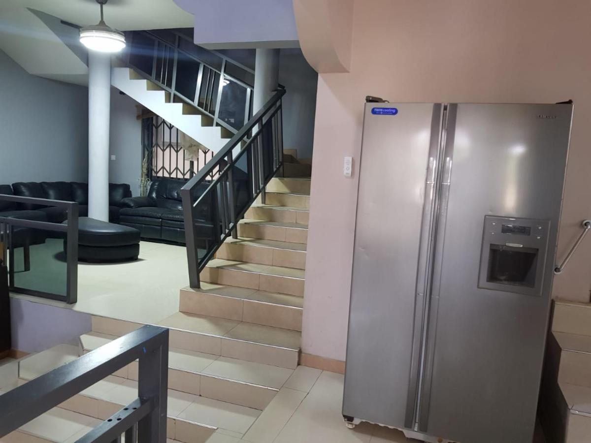Gbawe Queen'S Hill Lodge מראה חיצוני תמונה